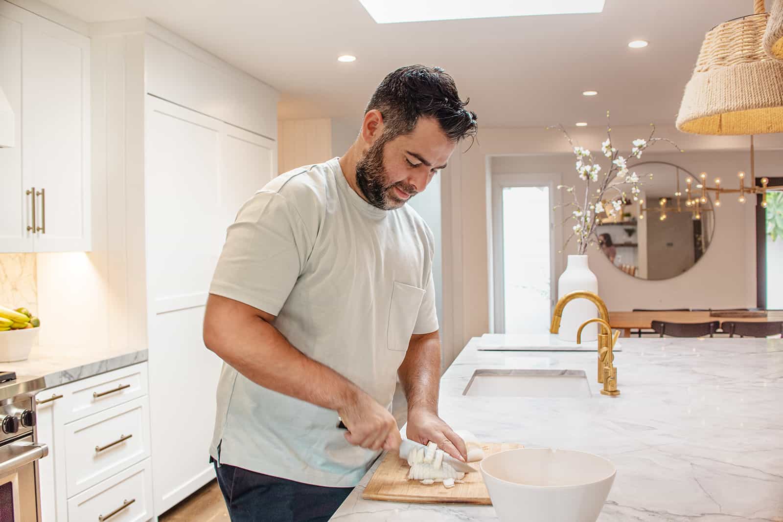 MTD Kitchen Helped Create A California Dream Kitchen Jonathan Simkhai Loves  to Cook In - MTD Kitchen